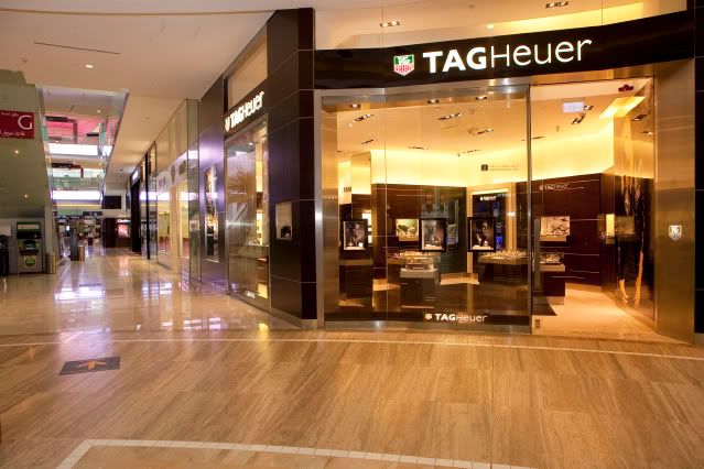 shopping at the mall essay shopping at the mall essay