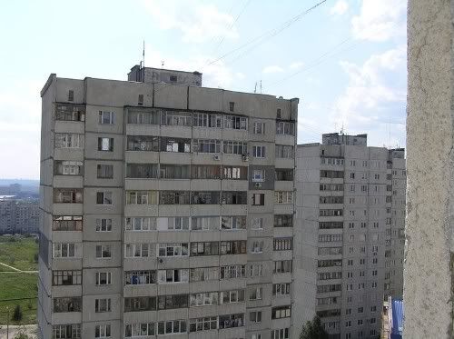 [Obrazek: scaryDangerousWindoeInstallAirCondi.jpg]