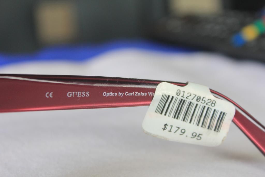 Kính GUESS US Giá 1tr4 - 4