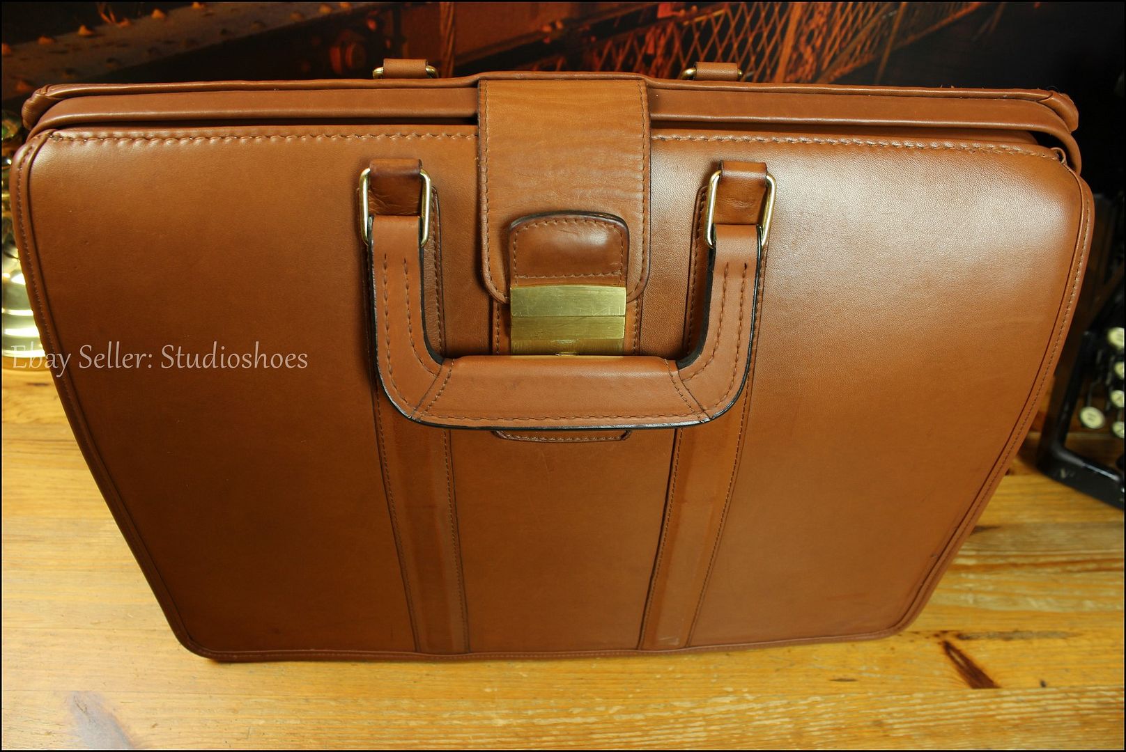 COACH American Tan Leather Doctor Lawyer Attorney Gladstone Briefcase