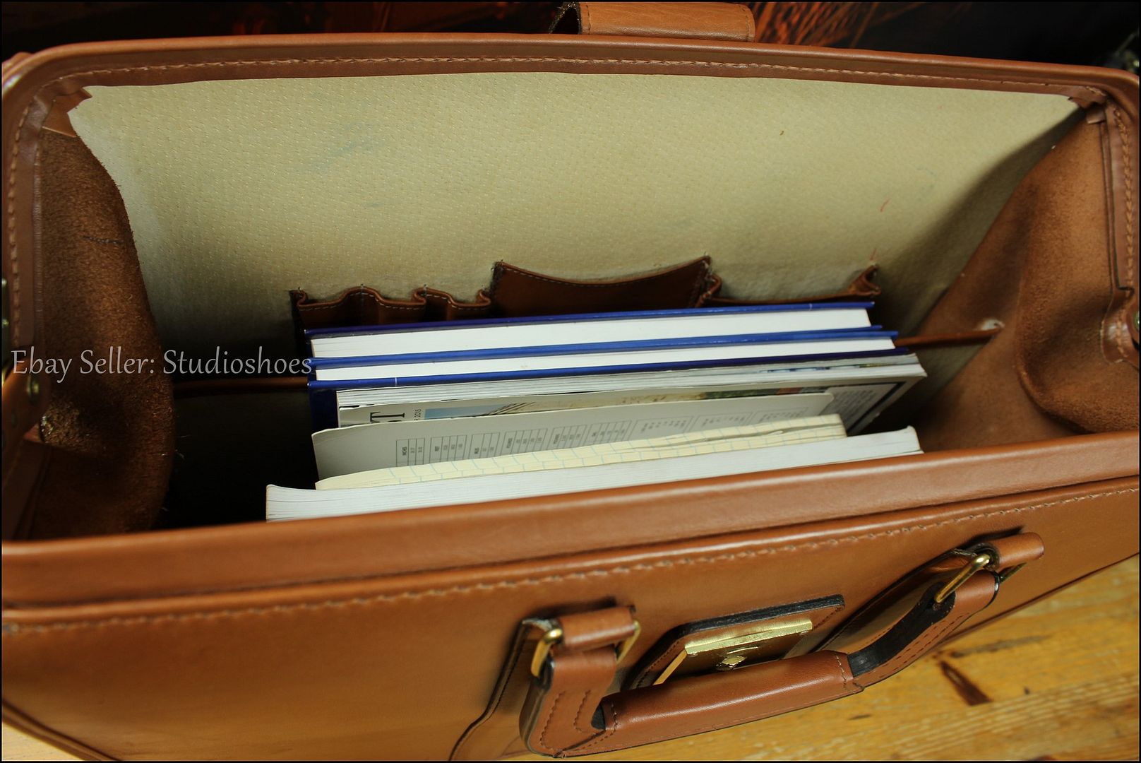 COACH American Tan Leather Doctor Lawyer Attorney Gladstone Briefcase