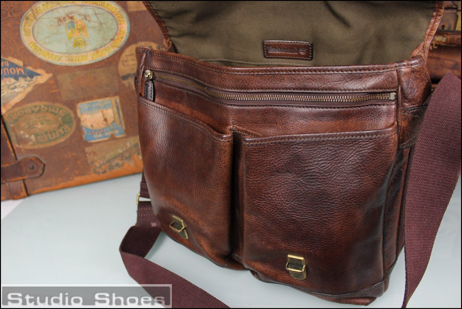 timberland messenger bag leather